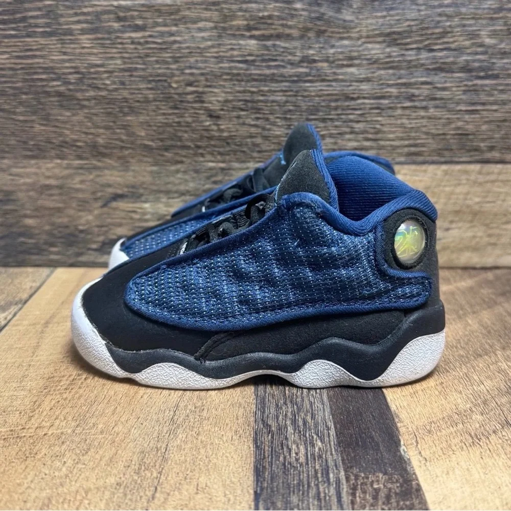 Nike Toddler Navy Blue and Black Basketball Sneakers